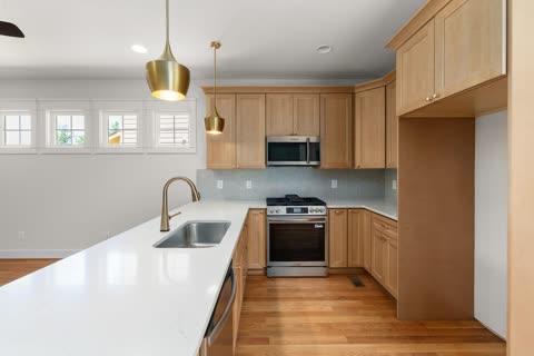 Kitchen island, shot 3